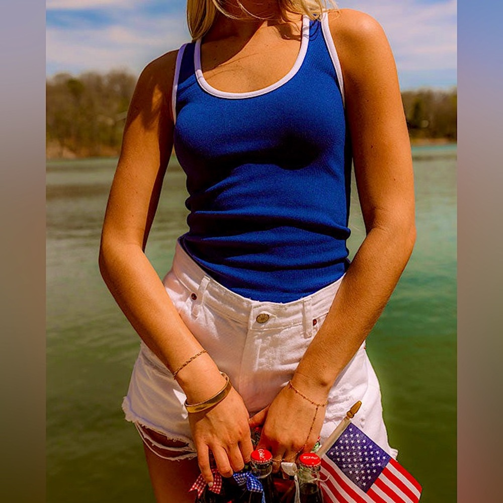 🆕💙LOVE POEM: NAVY/WHITE Seamless Contrast Binding Tank Top M/L